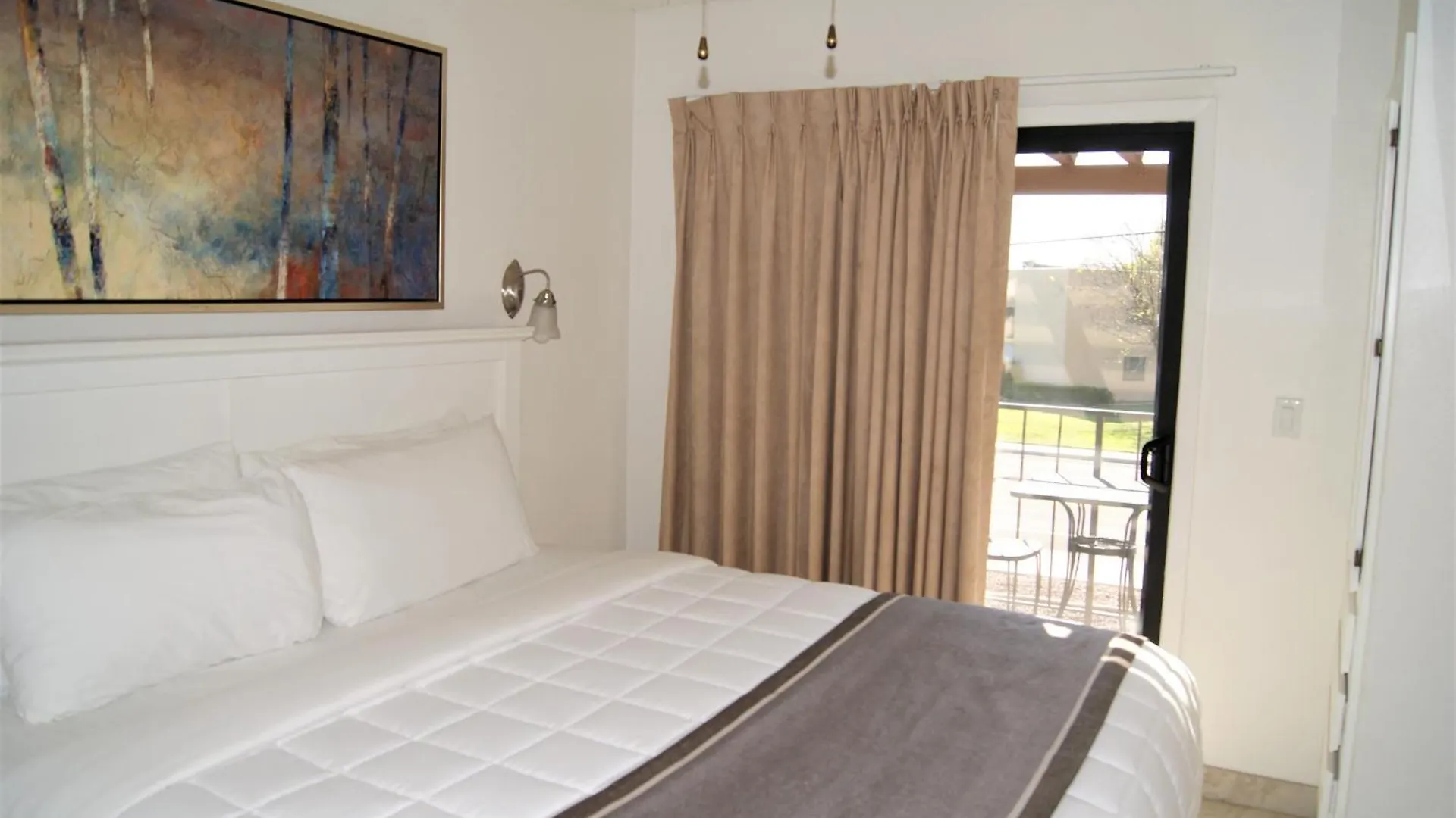 דירה סקוטסדייל 204 Fully Furnished 1Br Suite-Prime Location